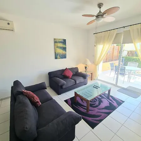 Wonderful 2 Bedroom Townhouse Springs Apartment
