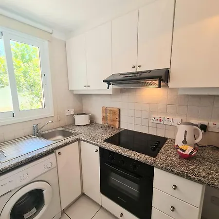 Apartment Wonderful 2 Bedroom Townhouse Springs Peyia